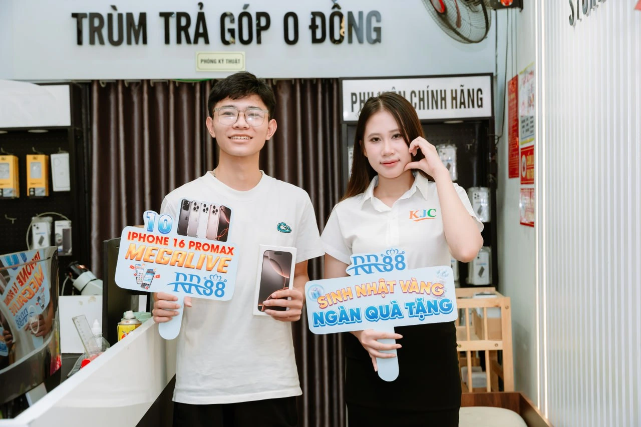 Trao tặng iphone 16 pro max megalive RR88 2